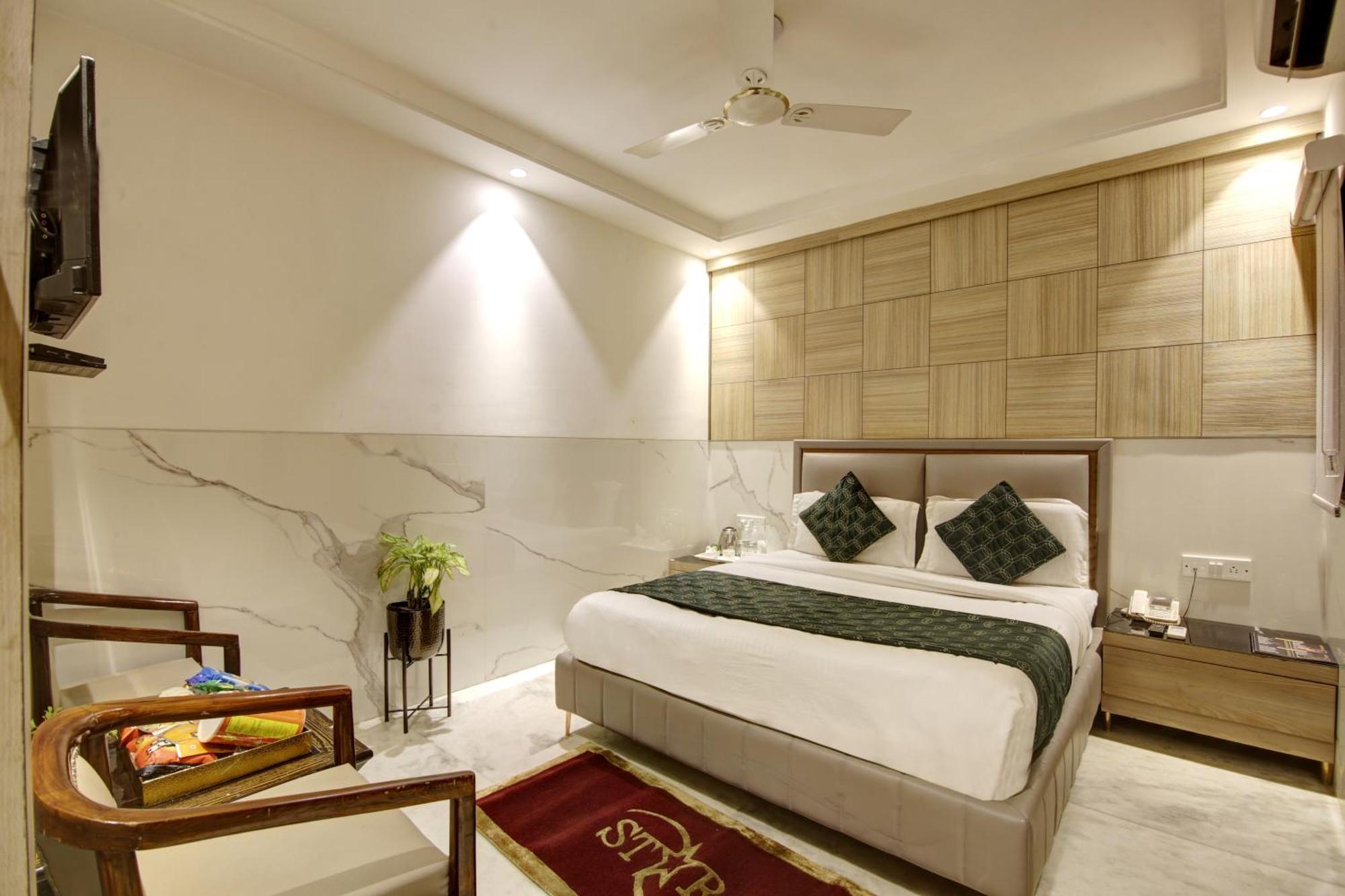 Hotel International Inn By Star Group - Near Delhi Airport Nova Deli Exterior foto