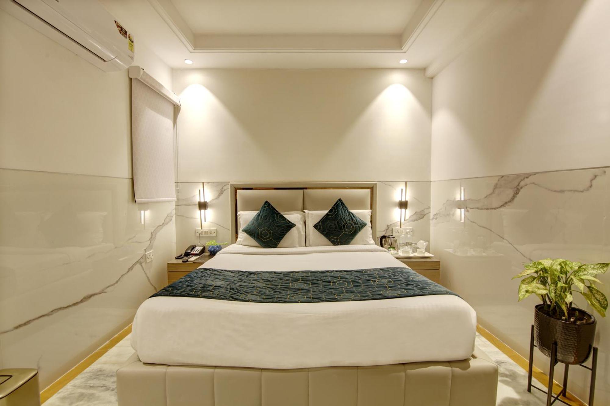 Hotel International Inn By Star Group - Near Delhi Airport Nova Deli Exterior foto