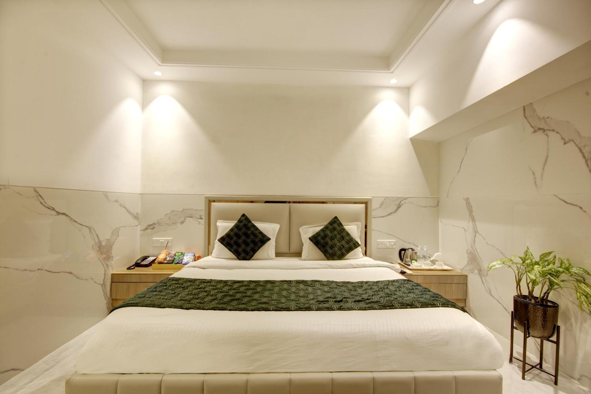 Hotel International Inn By Star Group - Near Delhi Airport Nova Deli Exterior foto